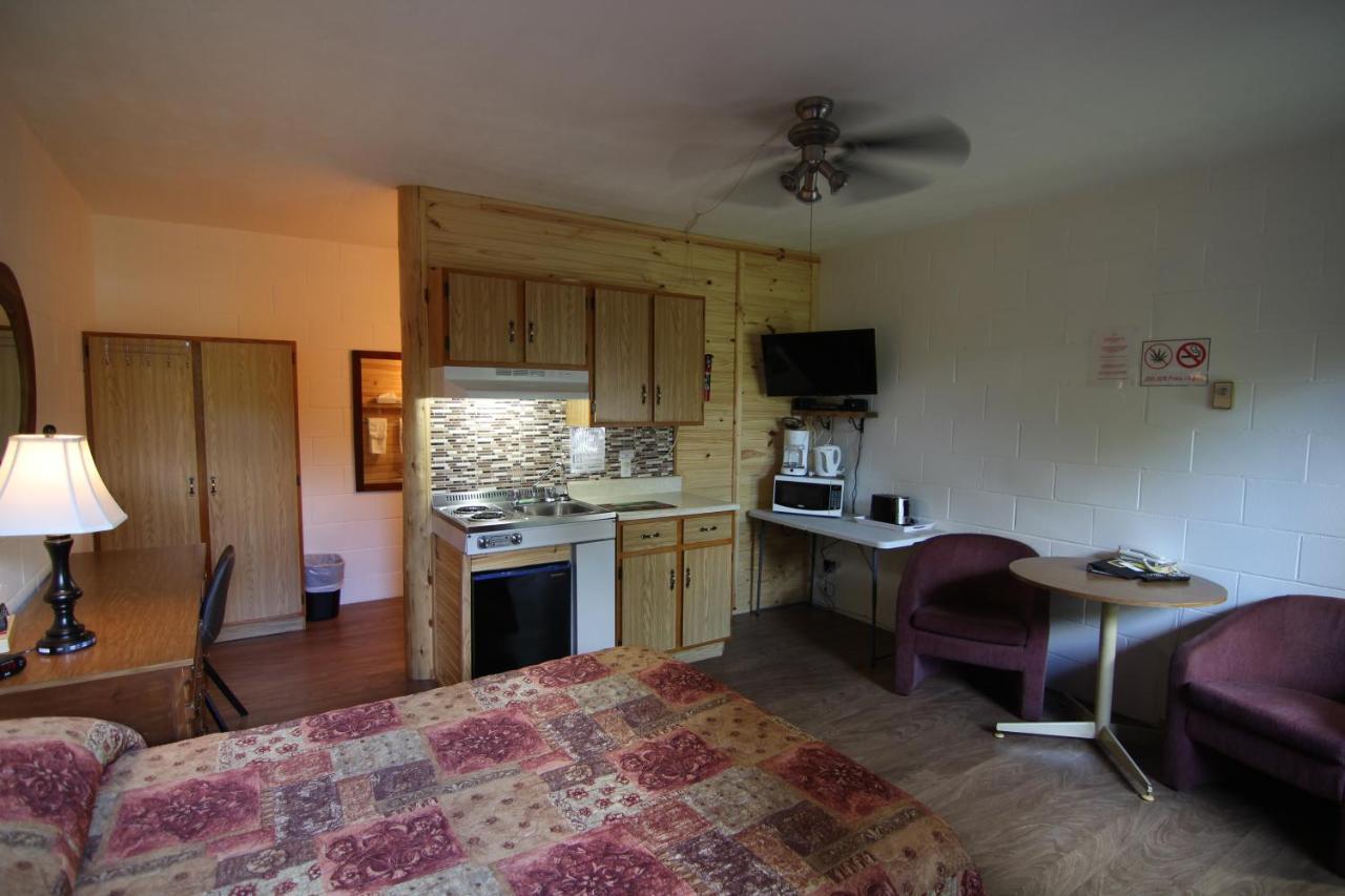Motel Lennoxville Sherbrooke Dış mekan fotoğraf