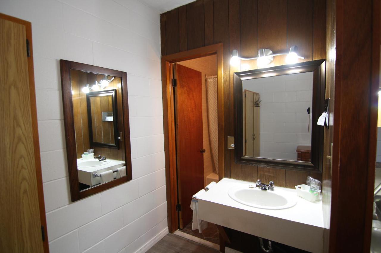 Motel Lennoxville Sherbrooke Dış mekan fotoğraf