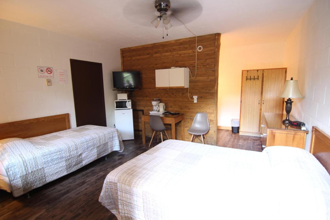Motel Lennoxville Sherbrooke Dış mekan fotoğraf
