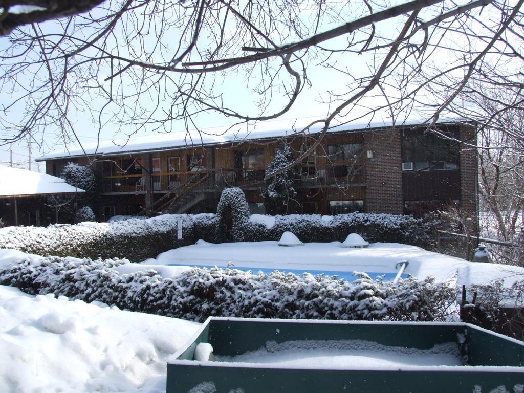 Motel Lennoxville Sherbrooke Dış mekan fotoğraf