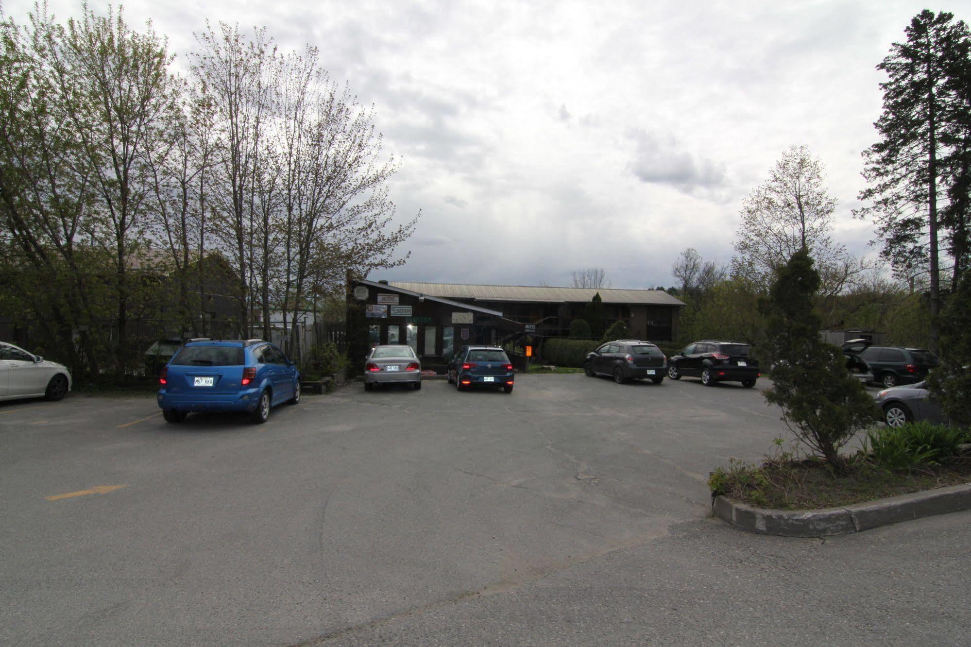 Motel Lennoxville Sherbrooke Dış mekan fotoğraf