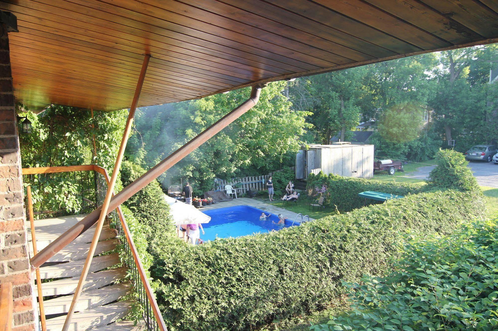 Motel Lennoxville Sherbrooke Dış mekan fotoğraf